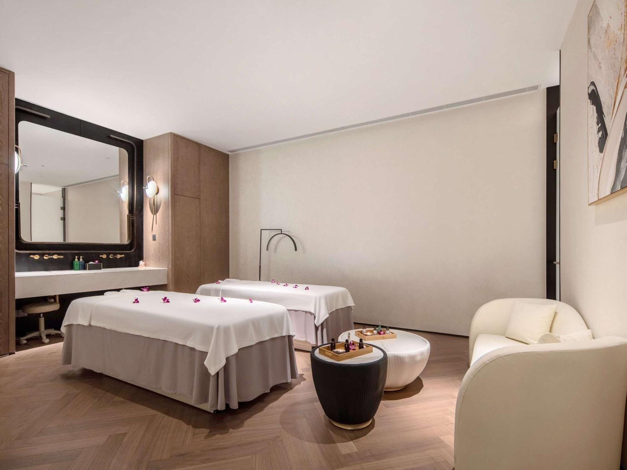 Sofitel Shanghai North Bund Экстерьер фото